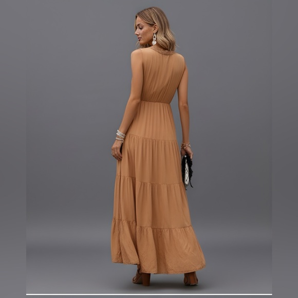 Boho Lace Trim Layered Hem Dress. - Picture 3 of 7